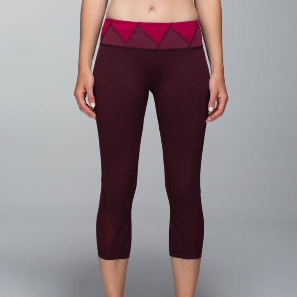 Lululemon Run Inspire Crop II